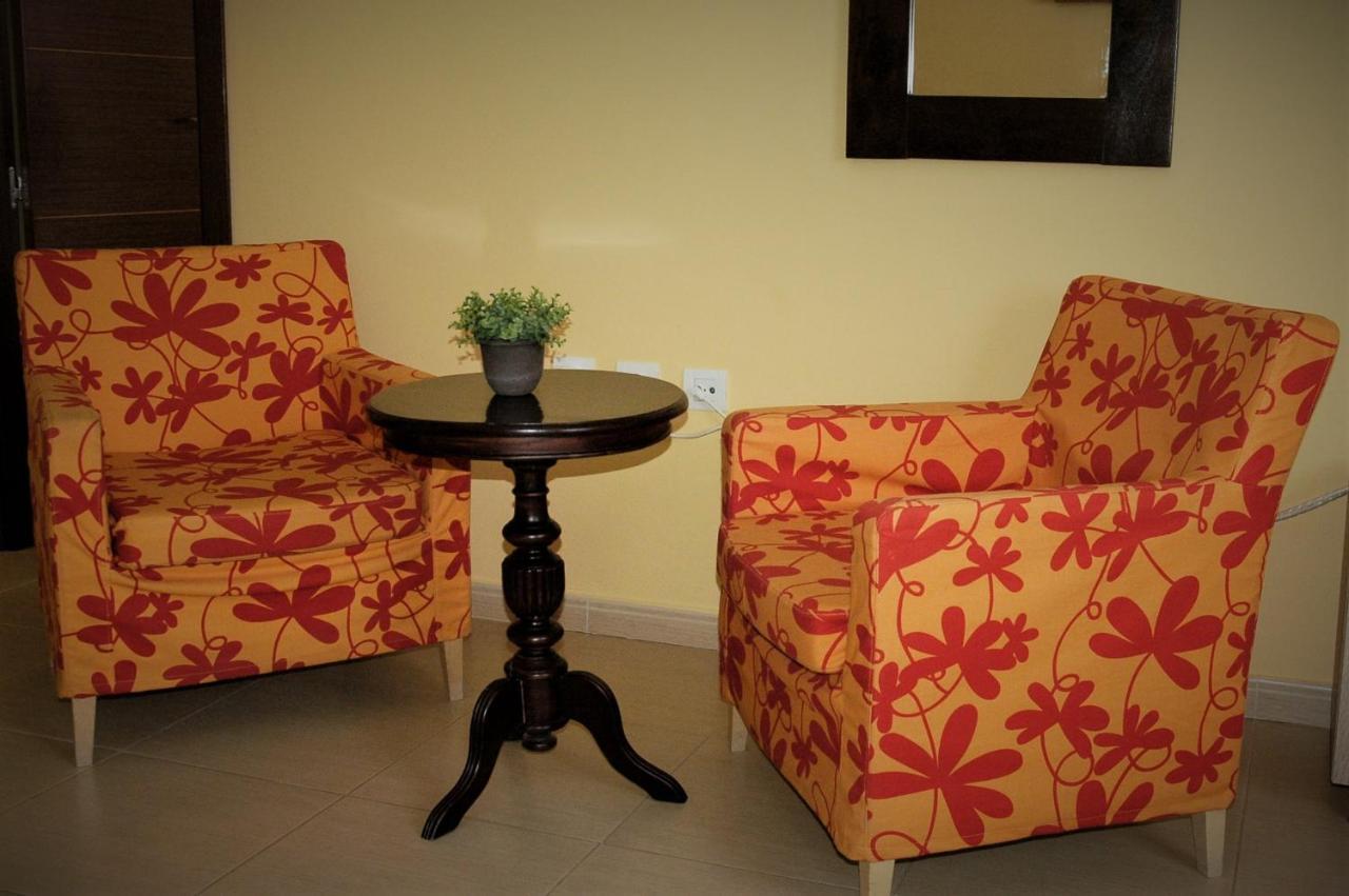 Apartamentos Sancho IV Cortegana Extérieur photo