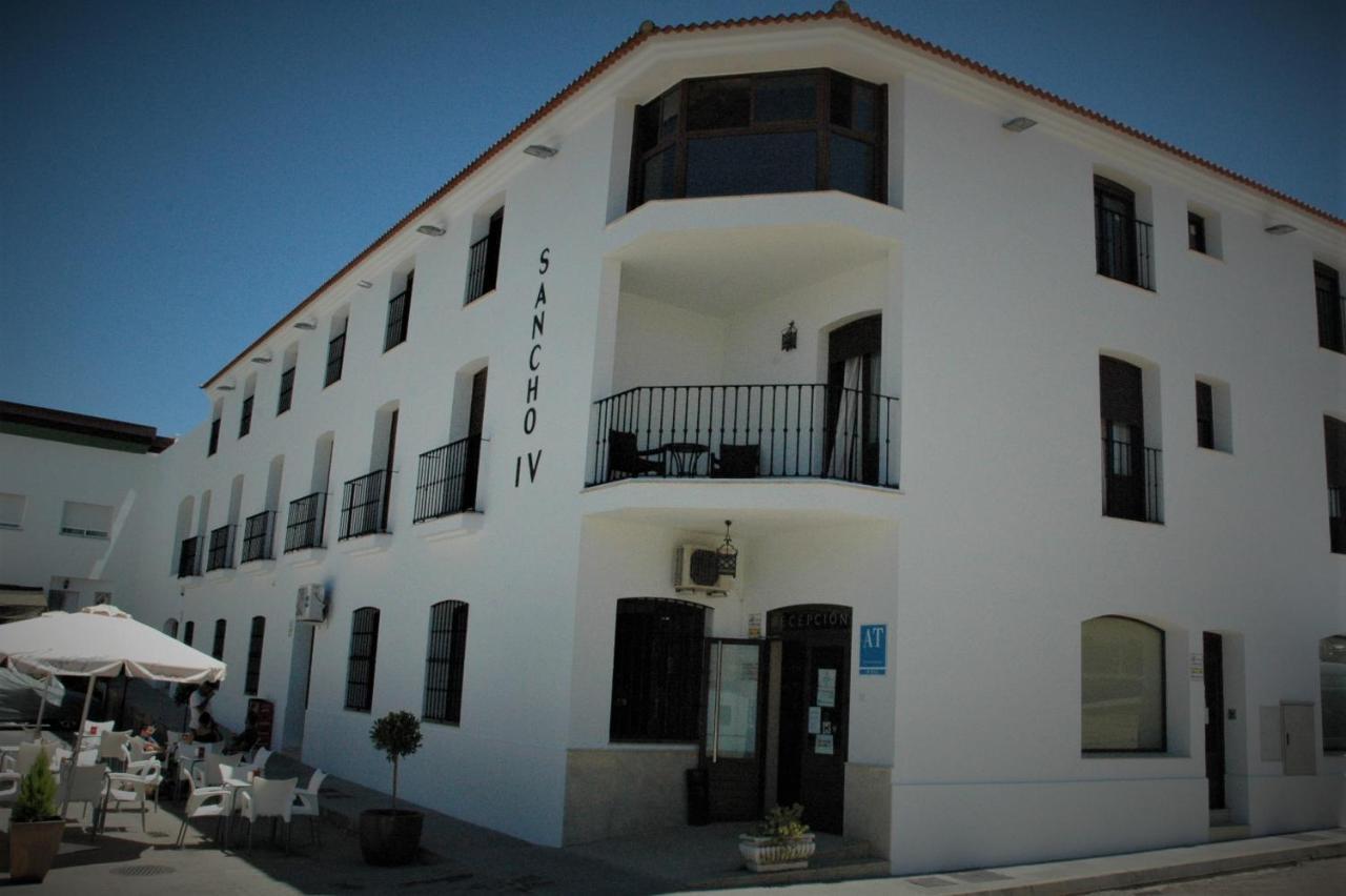 Apartamentos Sancho IV Cortegana Extérieur photo