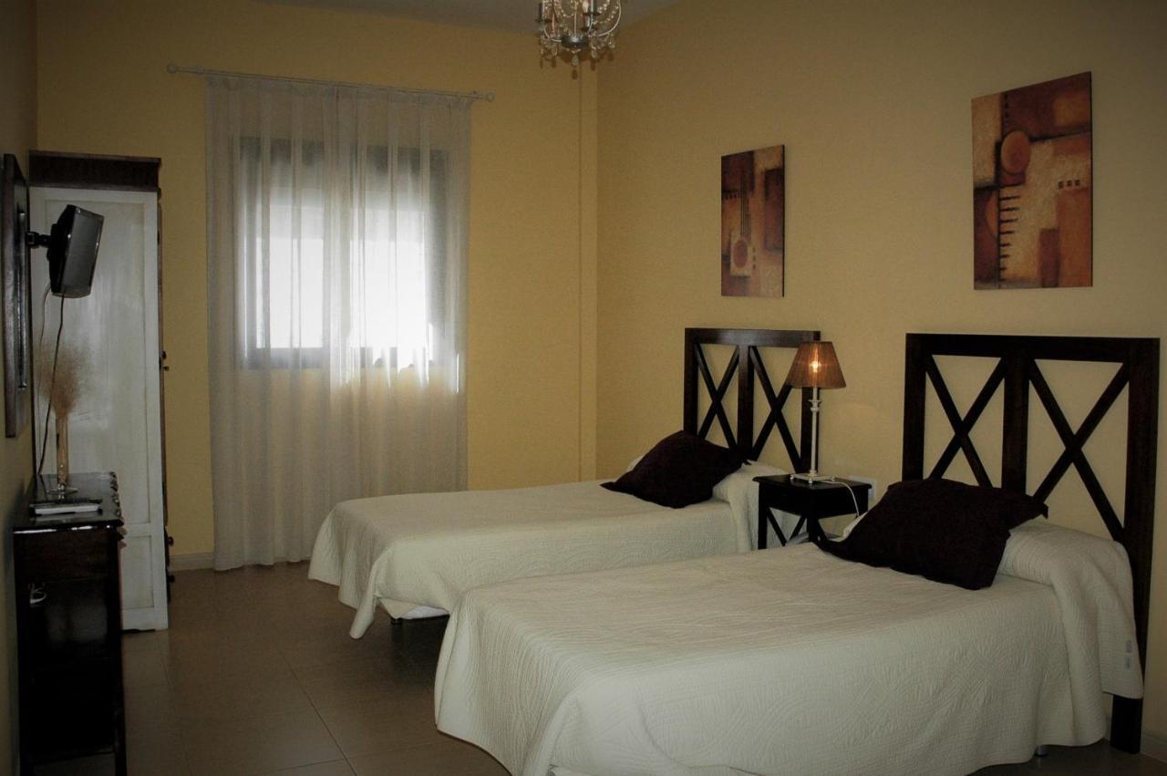 Apartamentos Sancho IV Cortegana Extérieur photo